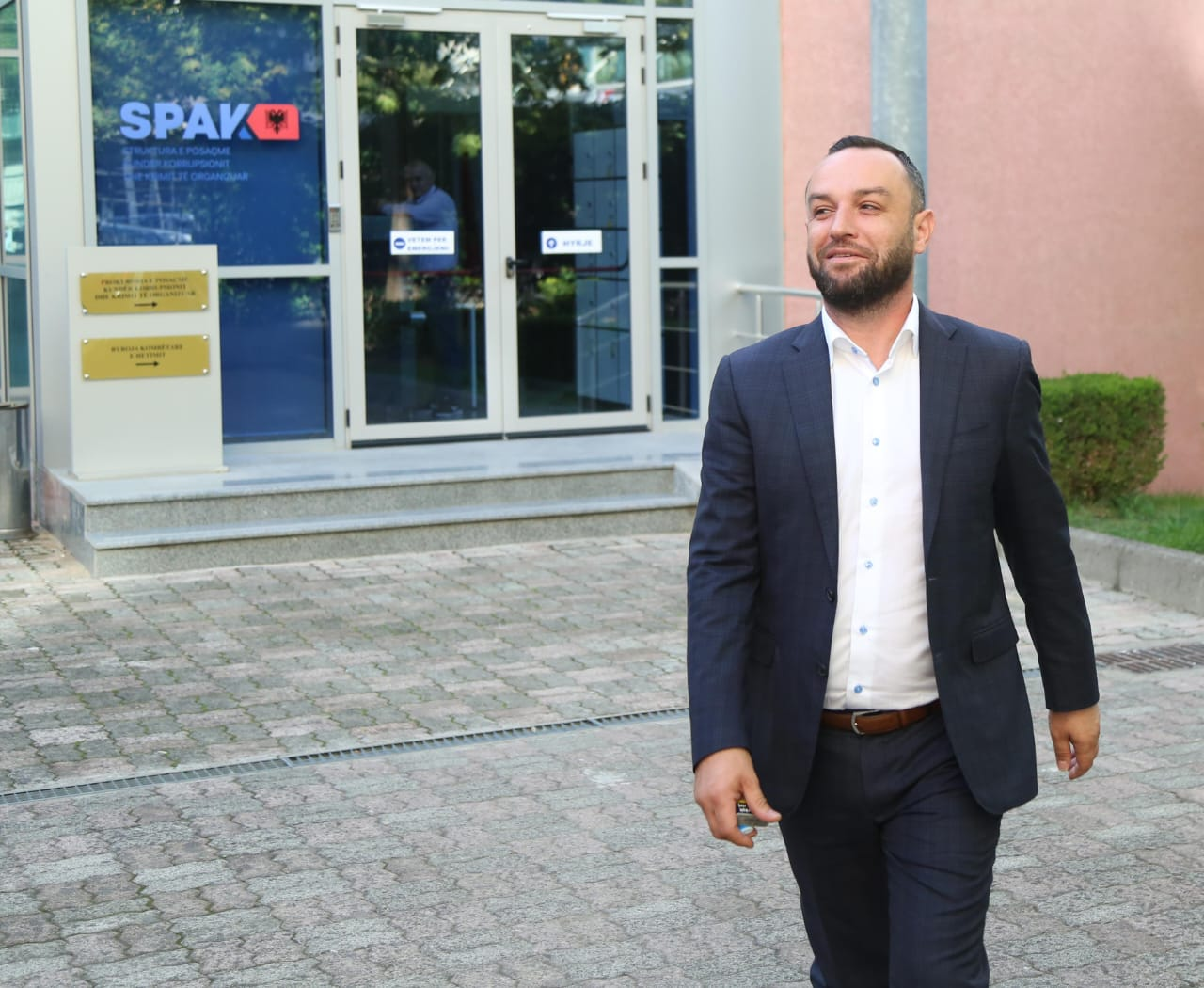 Lirohet nga burgu ish-deputeti i PS-së, Jurgis Çyrbja