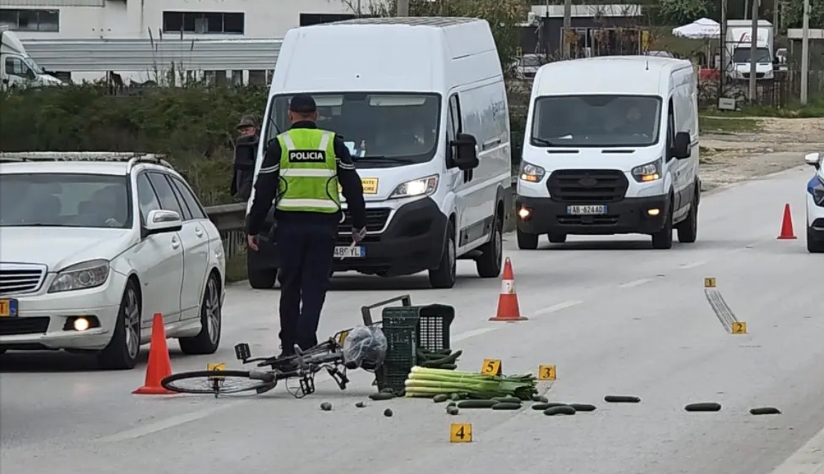 Aksident në bypass-in e Lushnjës, makina përplas 43-vjeçarin me biçikletë