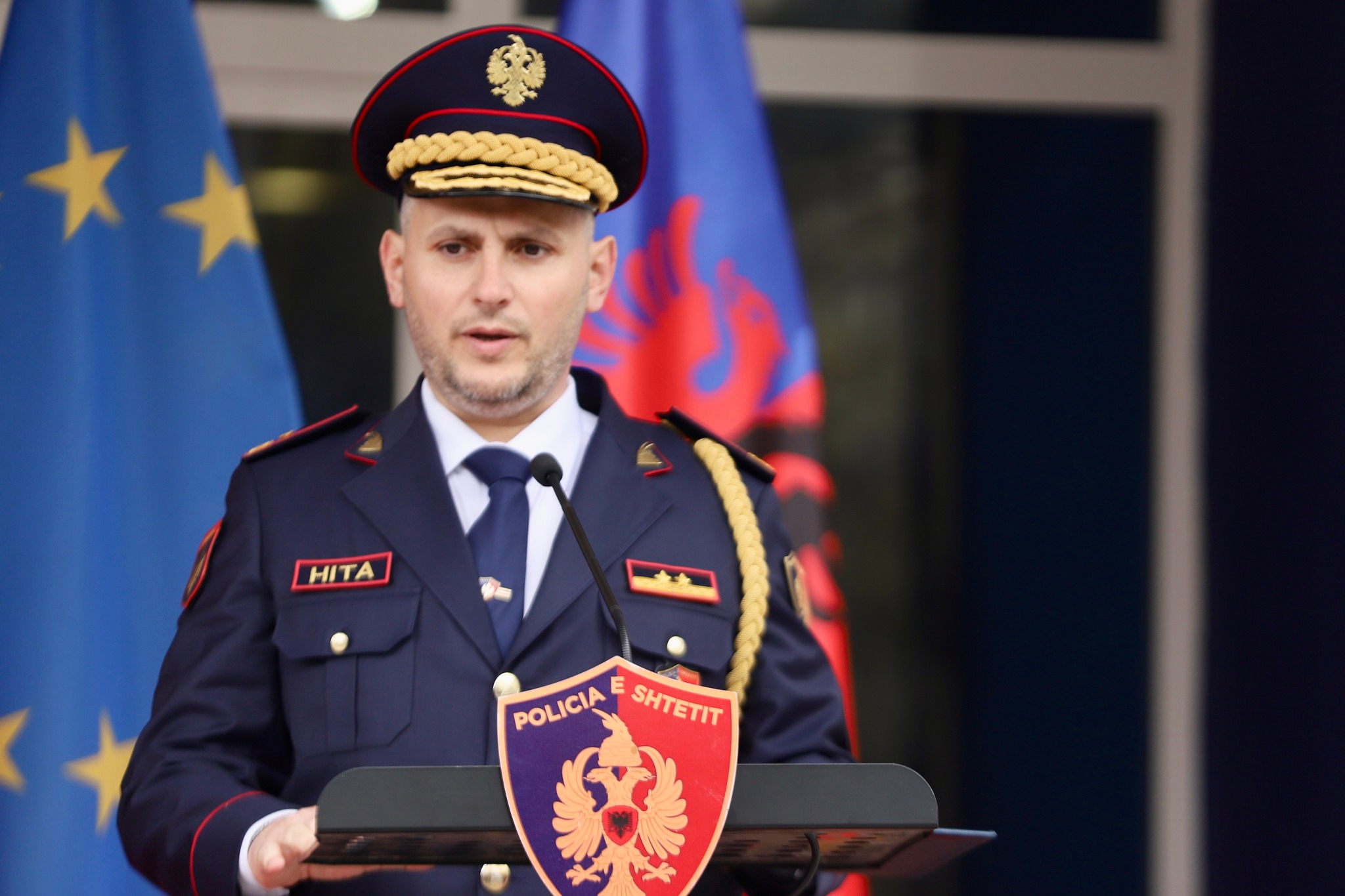 Skënder Hita i vendosur: Të mos ndalohen më automjetet pa shkak! Porositë për efektivët dhe shefat e policisë