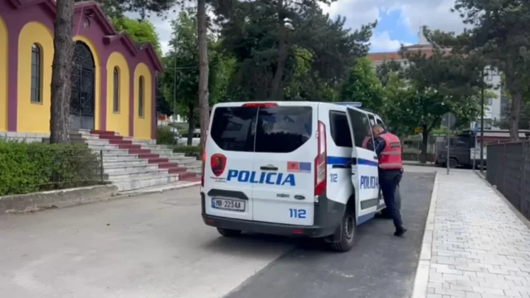 Ngacmoi seksualisht 21-vjeçaren në Korçë,”arrest në shtëpi” për mjekun Nikolla Nunka