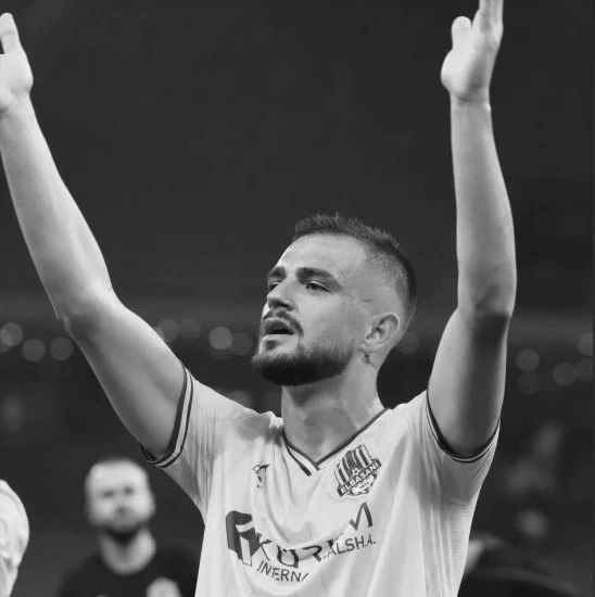 E rëndë/ Futbolli në zi, ndahet nga jeta në moshën 22-vjeçare sulmuesi i Elbasanit, Fatjon Bunjaku