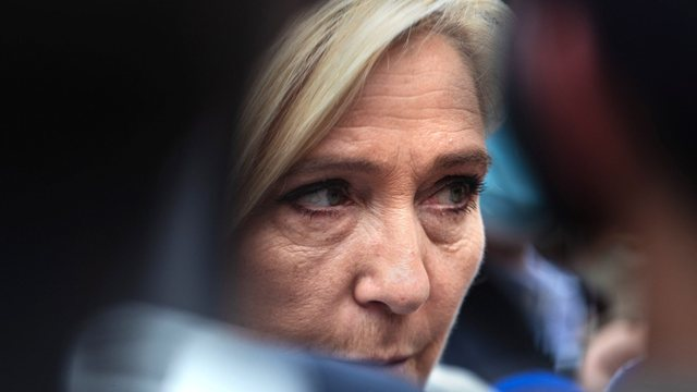 Le Pen paralajmëron Luftën e Tretë Botërore