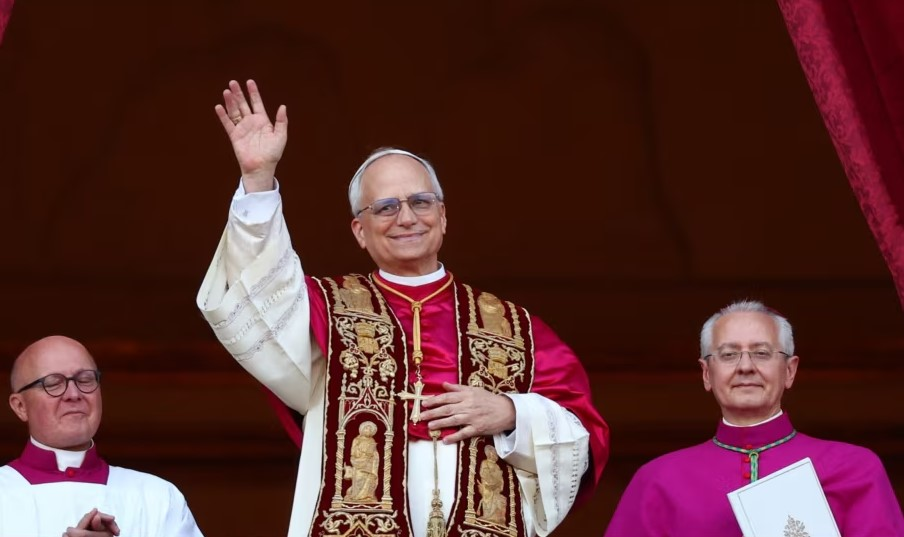 Papa Leo bën thirrje për veprim ndërkombëtar për të ndihmuar fëmijët emigrantë